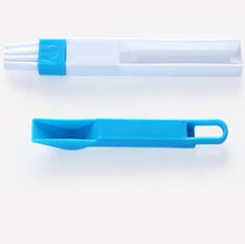 2 In 1 Multi-function Plastic Window Slot Keyboard Wardrobe Dust Removal Cleaning Brush